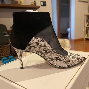 Bionda Castana Black Calf Suede w/Stone Elaphe Snakeskin Olga LT Size 36